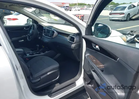 2016 Kia Sorento 2.4L Lx z USA, uszkodzony, nr VIN 5XYPG4A36GG027234